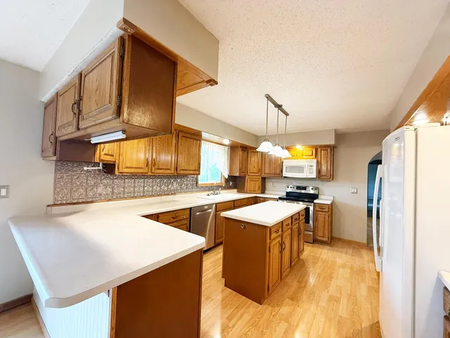 $354,900 | 911 Radcliffe Avenue, Altoona, WI 54720