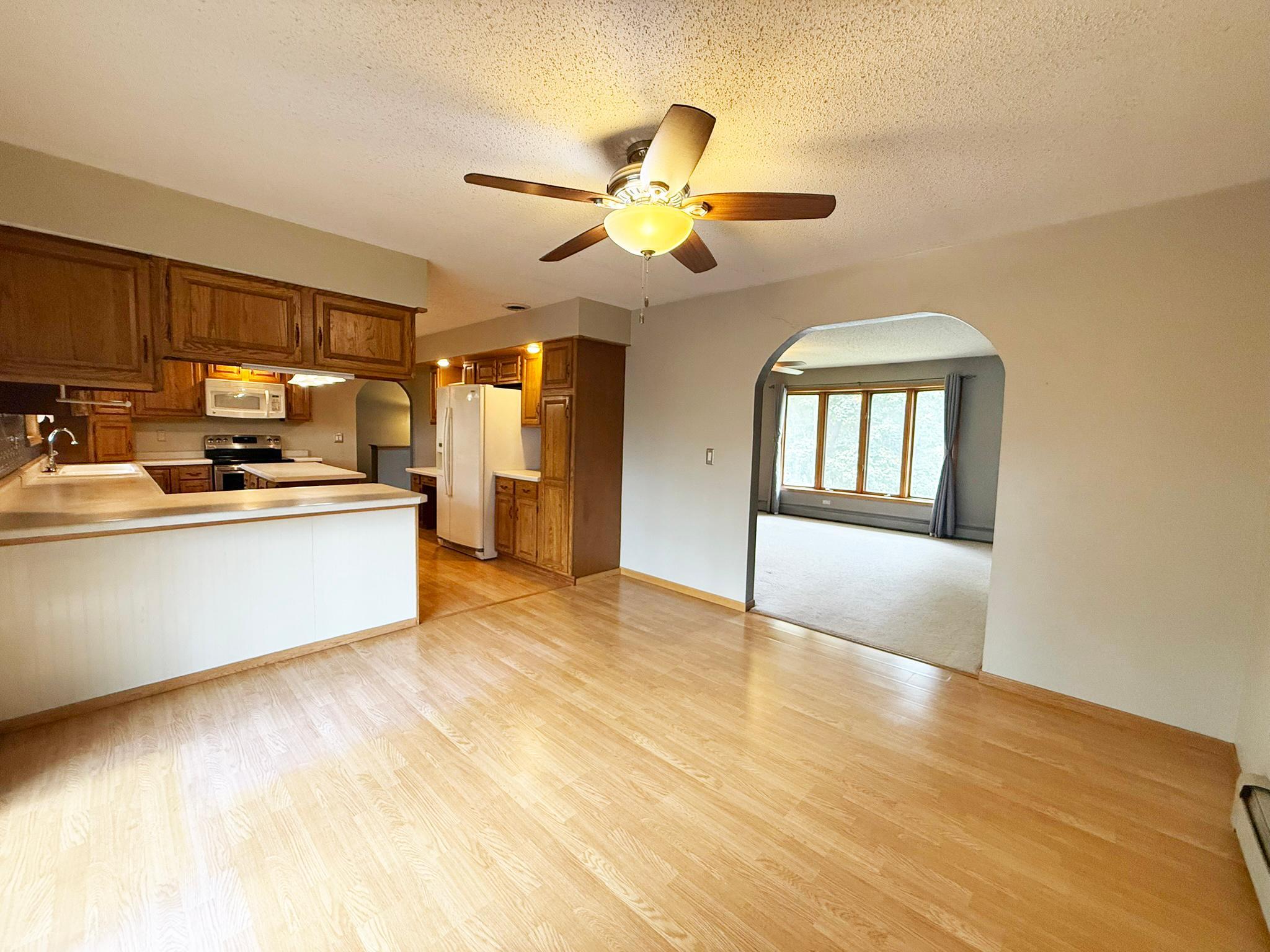 911 Radcliffe Avenue Altoona, WI 54720 - Photo 31 of 43