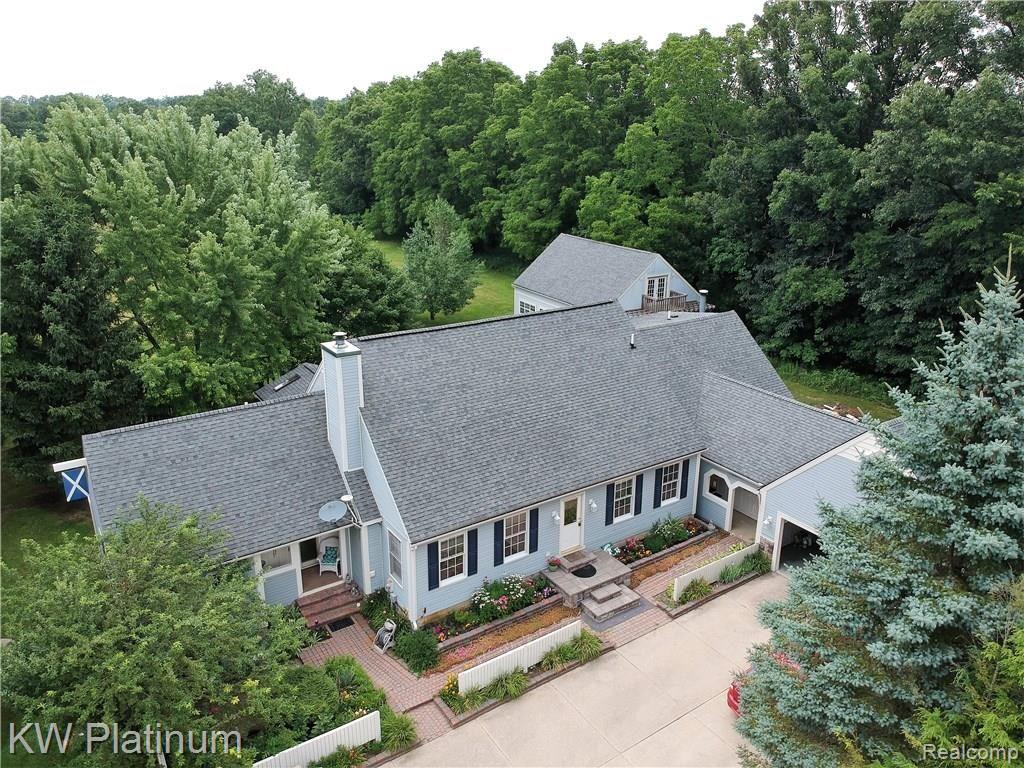 917 Brewer Road Leonard, MI 48367 - Photo 4 of 59 DJI_0091.JPG