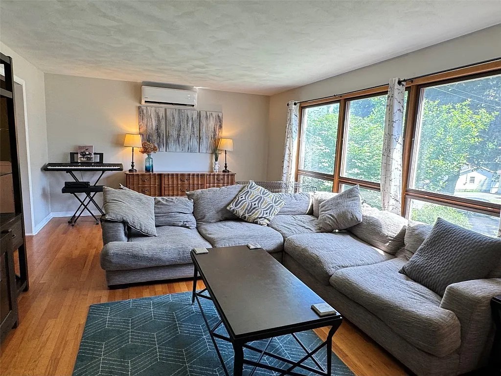 7 Exeter Drive Endicott, NY 13760 - Photo 14 of 28