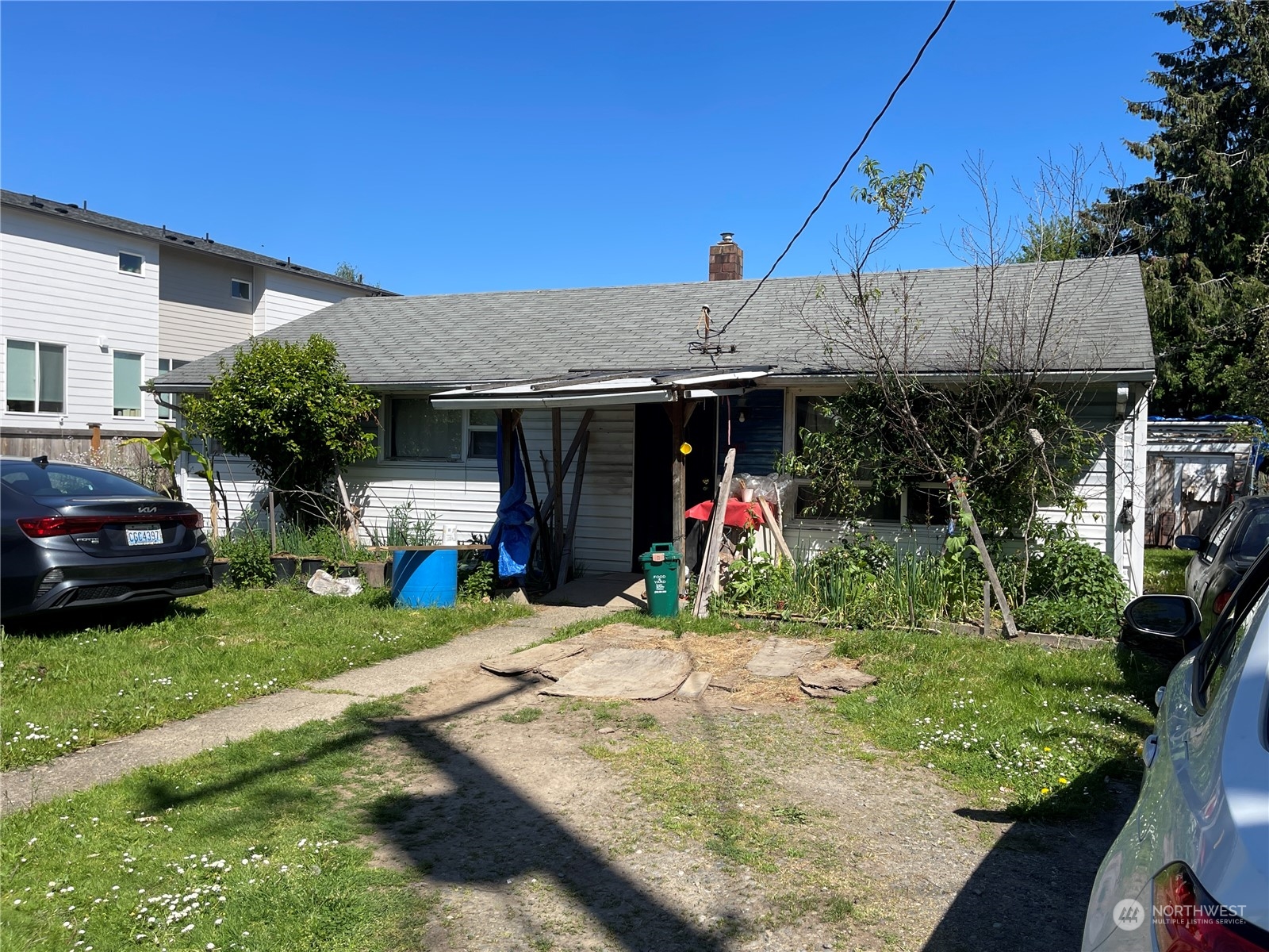 4210 South Myrtle Street Seattle, WA 98118 - Photo 1 of 8