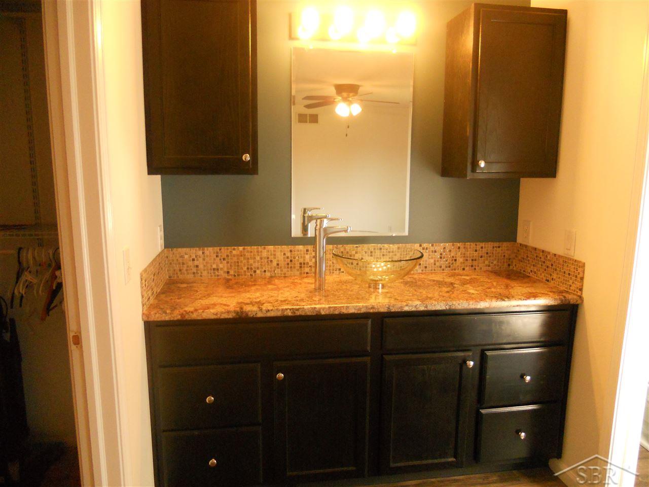 6434 Farrand Road Clio, MI 48420 - Photo 14 of 18 31250468-13.JPG
