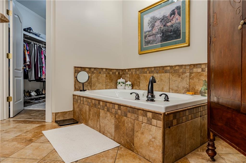 215 Rollingwood Drive Rome, GA 30165 - Photo 22 of 42