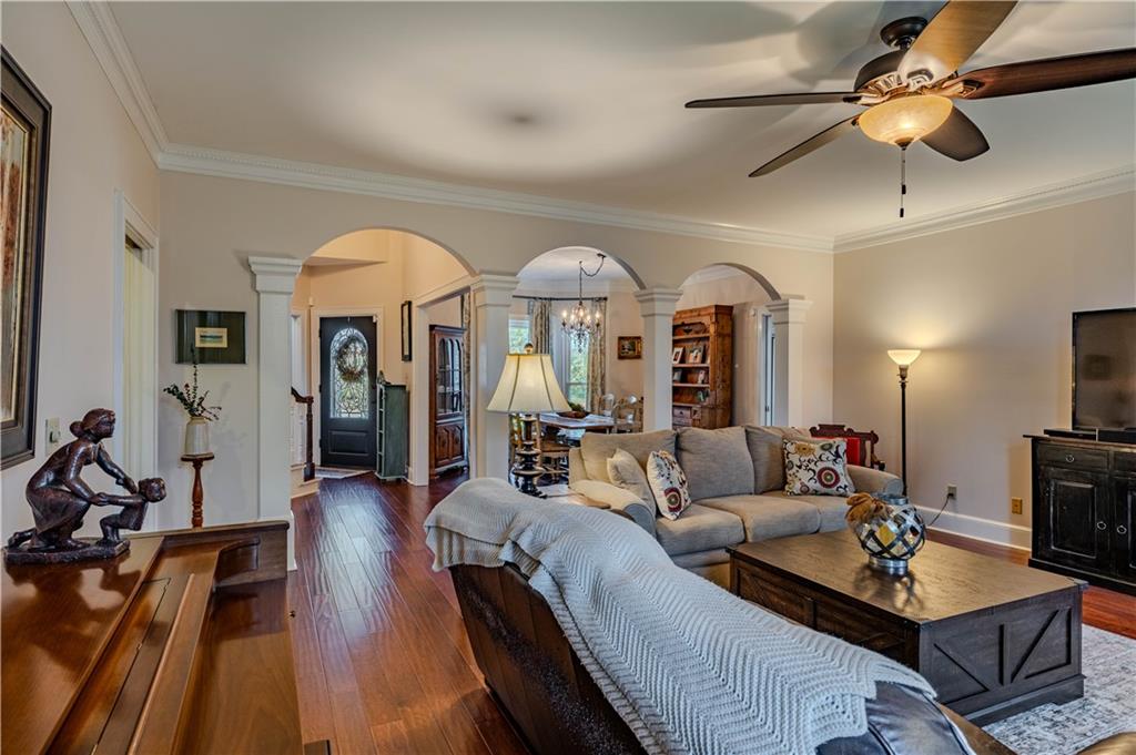 215 Rollingwood Drive Rome, GA 30165 - Photo 5 of 42