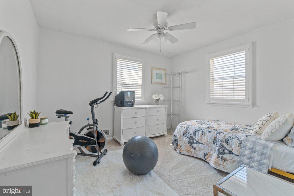 201 Rollingdale Road Baltimore, MD 21228 - Photo 21 of 43 Bedroom