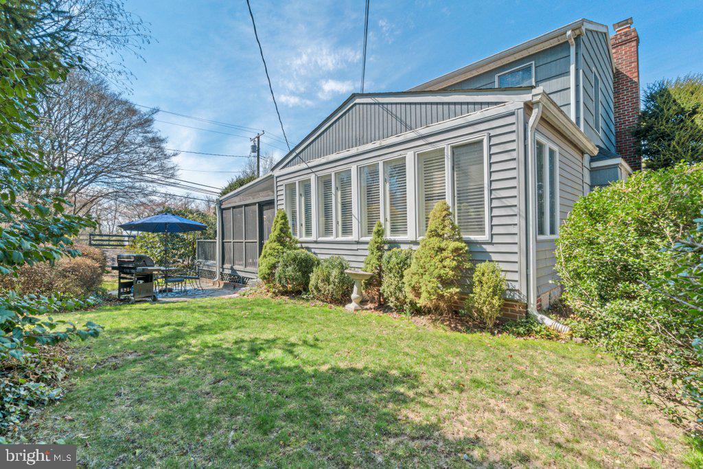 201 Rollingdale Road Baltimore, MD 21228 - Photo 41 of 43 Rear View
