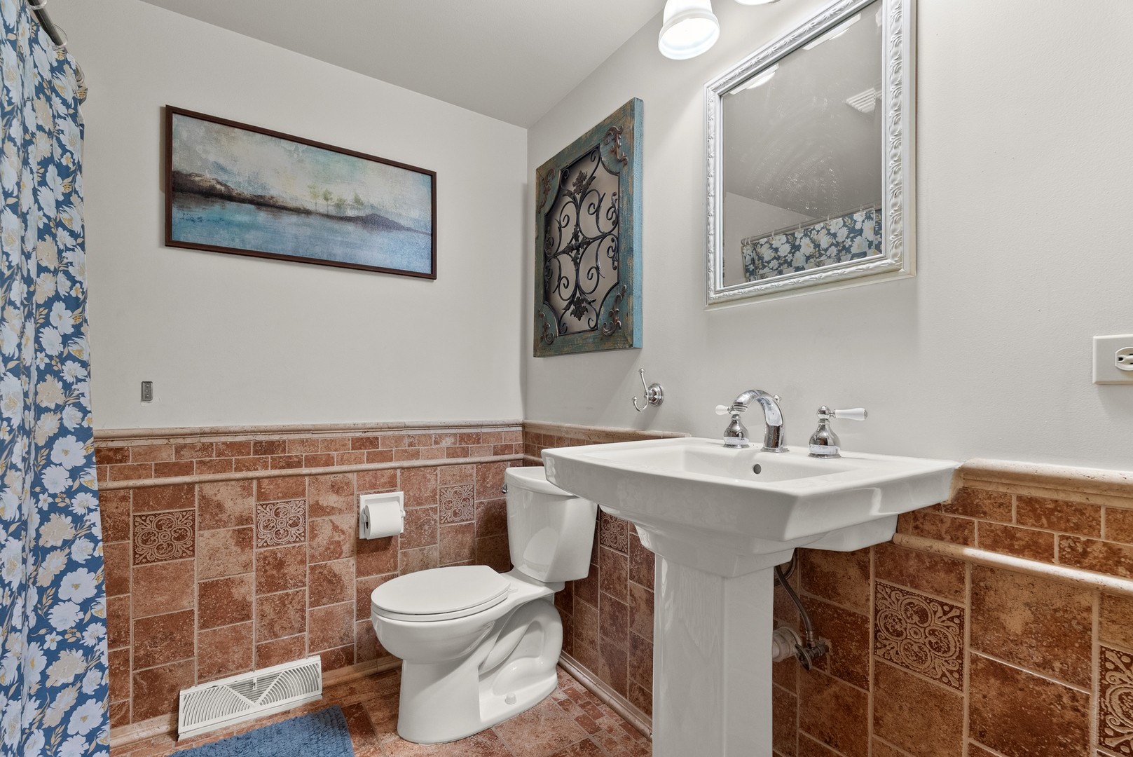27440 Highway 52 Manhattan, IL 60442 - Photo 37 of 50 a bathroom with a sink toilet and a mirror