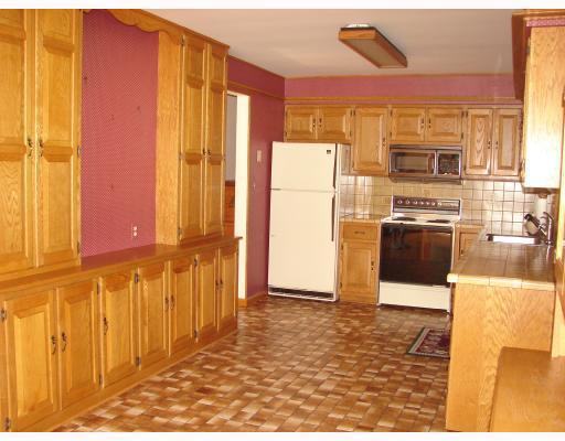 1685 Quarry Lane Apollo, PA 15613 - Photo 2 of 9 Kitchen.