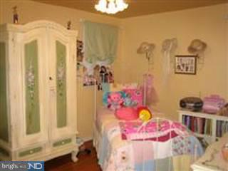 1207 Sandringham Road Bala Cynwyd, PA 19004 - Photo 4 of 6