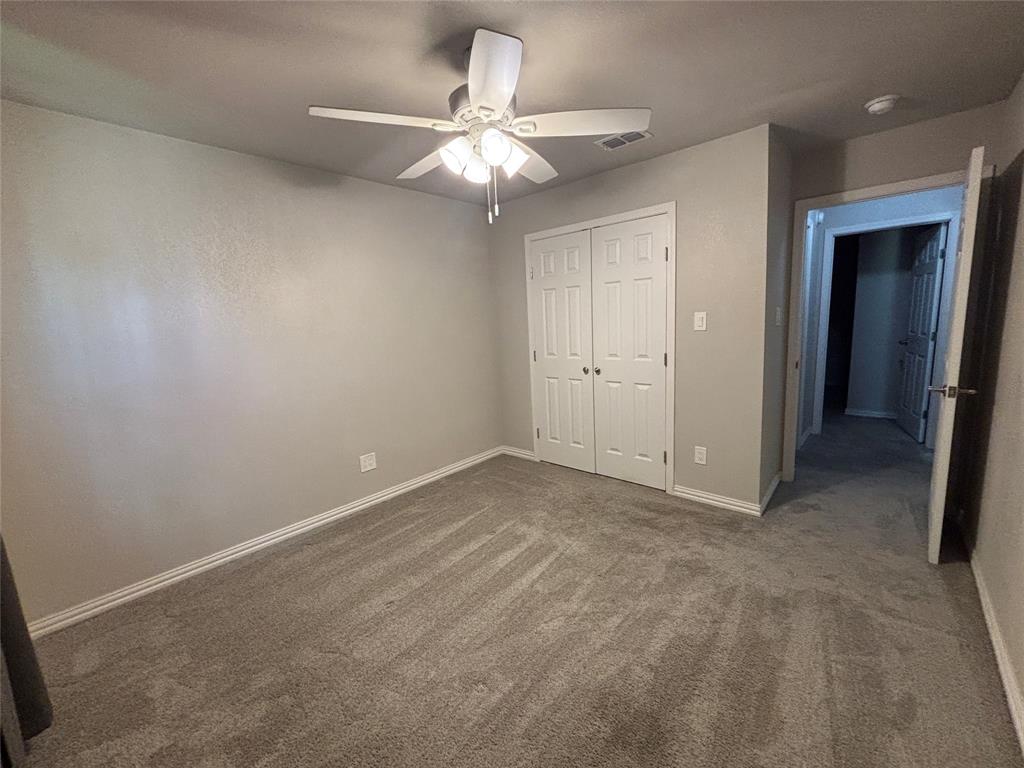 621 North Ave B Springtown, TX 76082 - Photo 15 of 26