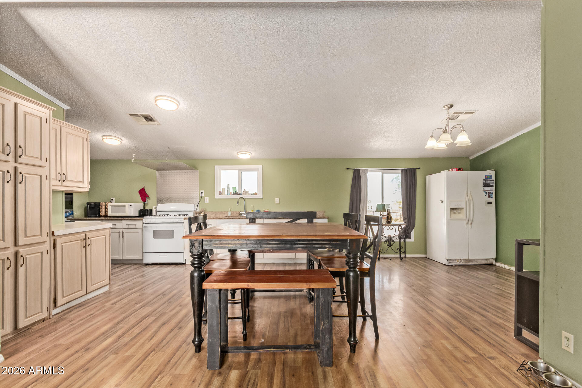 20640 West Carver Road Buckeye, AZ 85326 - Photo 13 of 29 13 - Carver