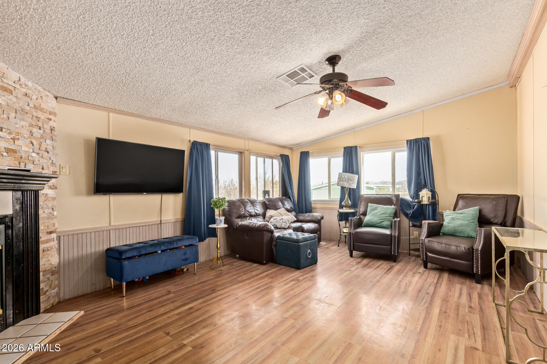 20640 West Carver Road Buckeye, AZ 85326 - Photo 10 of 29 10 - Carver