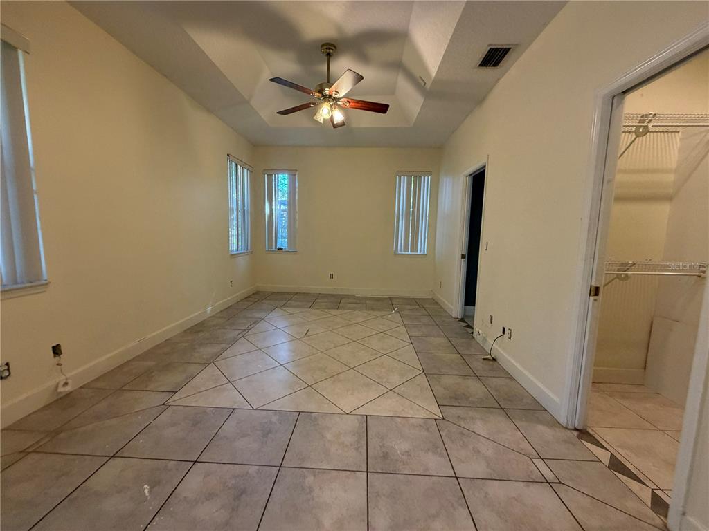 301 North Hiawassee Road Orlando, FL 32835 - Photo 7 of 21