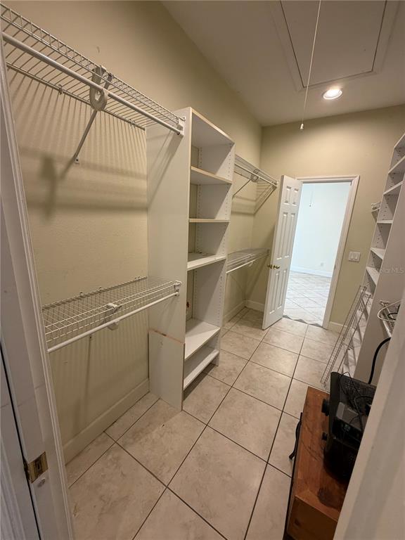 301 North Hiawassee Road Orlando, FL 32835 - Photo 10 of 21