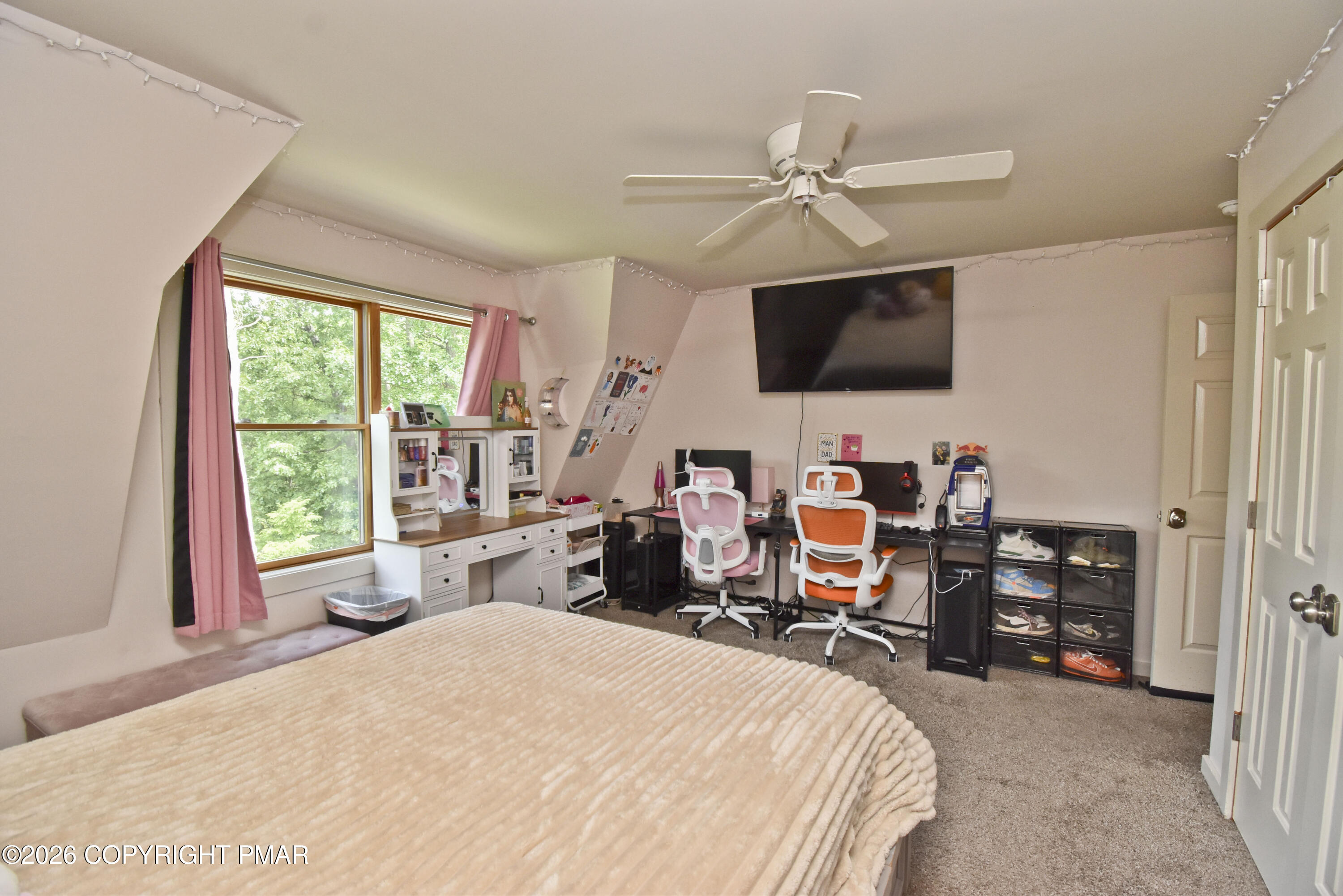 186 Quiet Valley Road Stroudsburg, PA 18360 - Photo 34 of 64 12 3rd Bed (2)