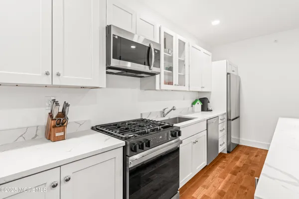 $4,500 | 73 3rd Avenue, Unit B, Atlantic Highlands, NJ 07716