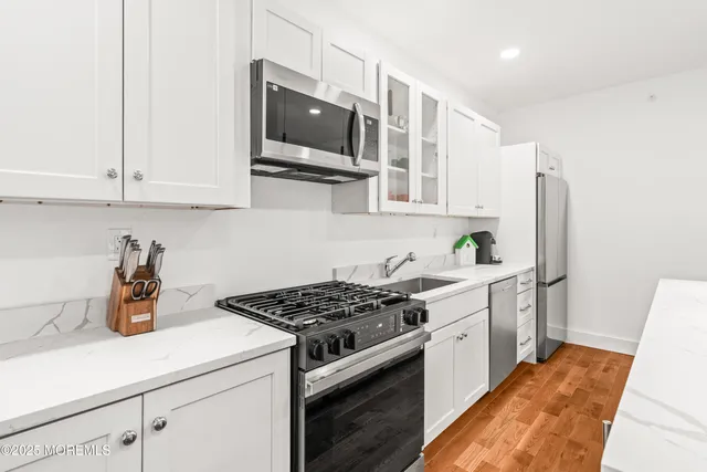 $4,500 | 73 3rd Avenue, Unit B, Atlantic Highlands, NJ 07716