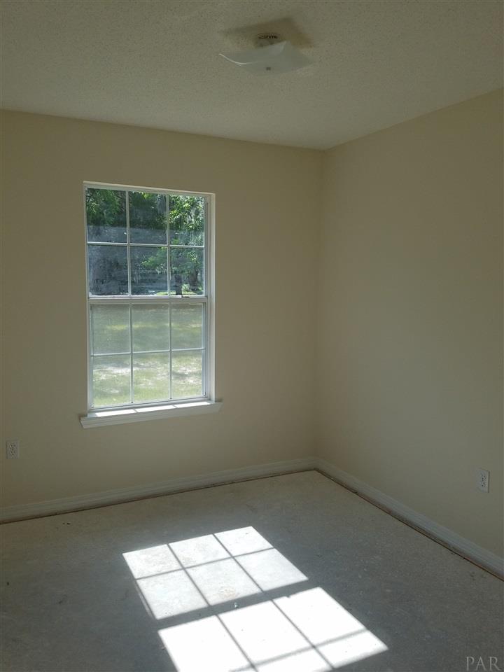 4366 Woodville Road Milton, FL 32583 - Photo 12 of 17 Gallery Image 12