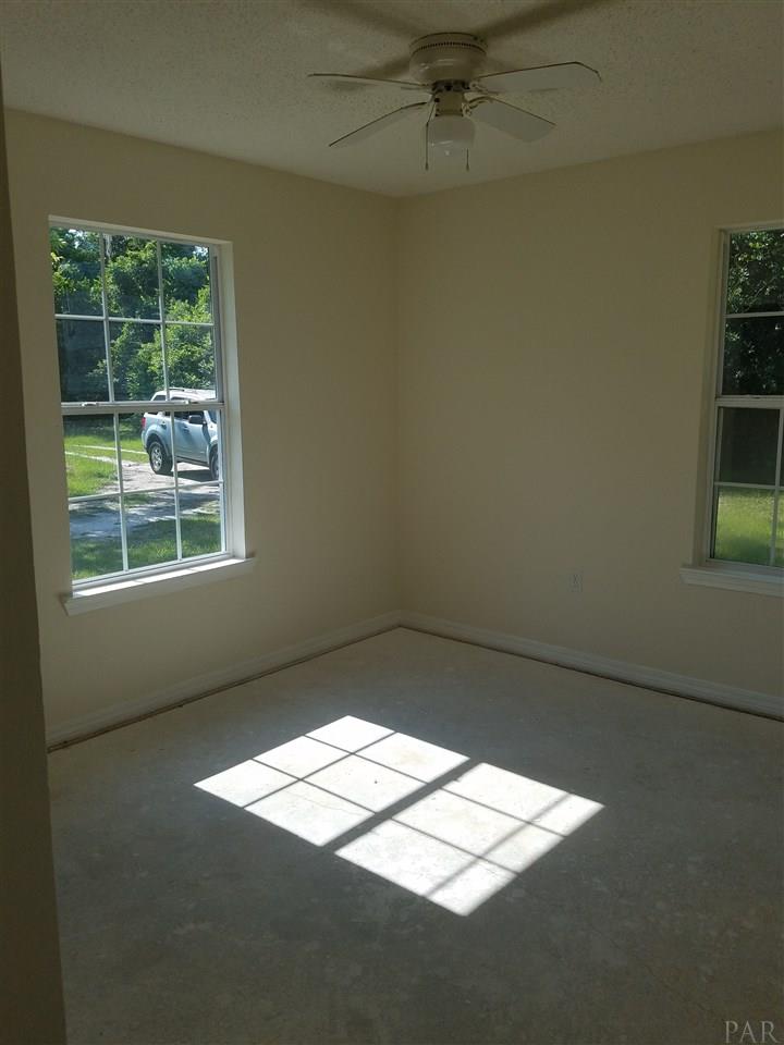 4366 Woodville Road Milton, FL 32583 - Photo 15 of 17 Gallery Image 15