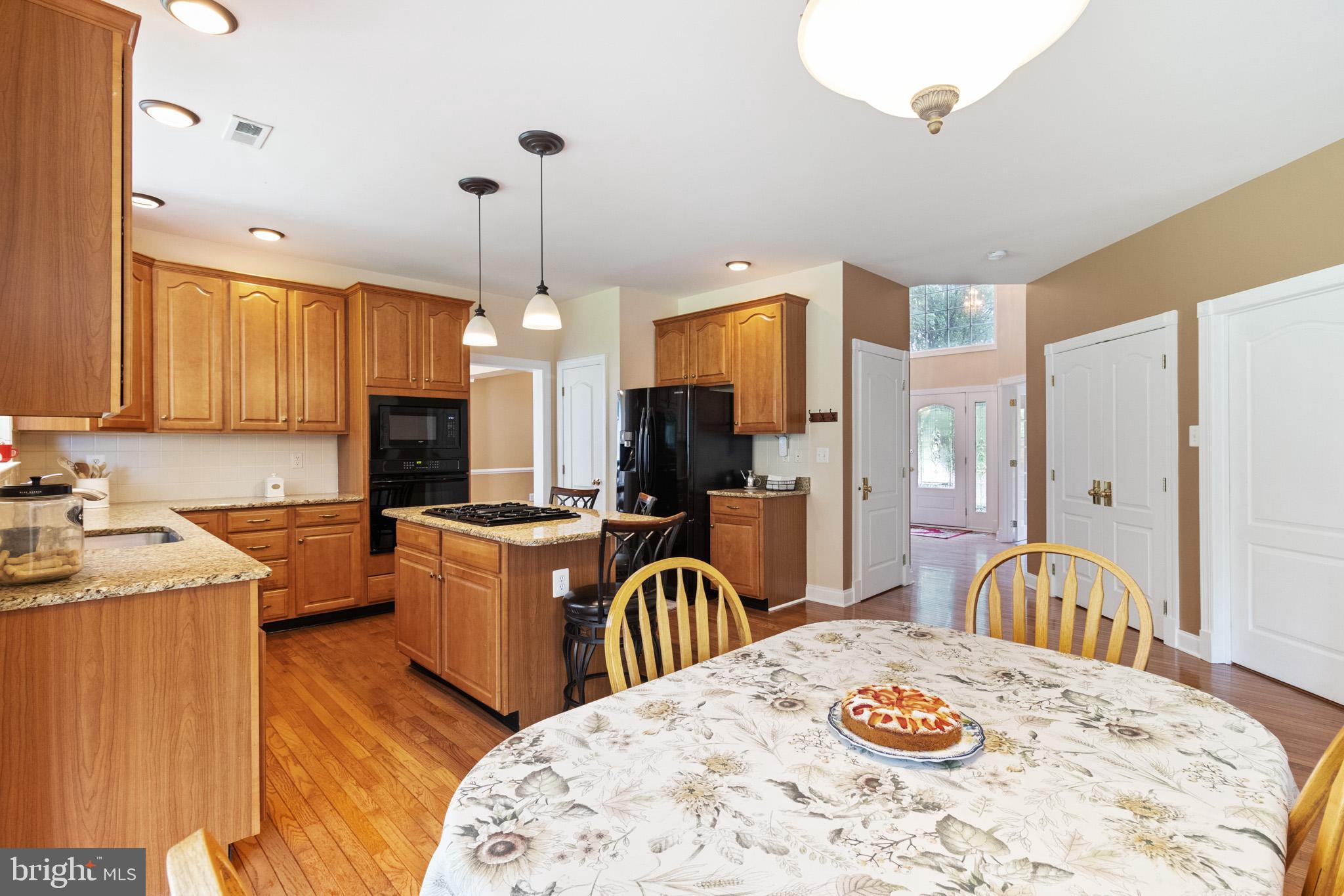 471 Springview Lane Phoenixville, PA 19460 - Photo 4 of 54 Gallery Image 4