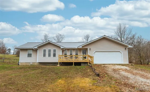 $215,000 | 613 Joyner Lane, Mountain View, MO 65548