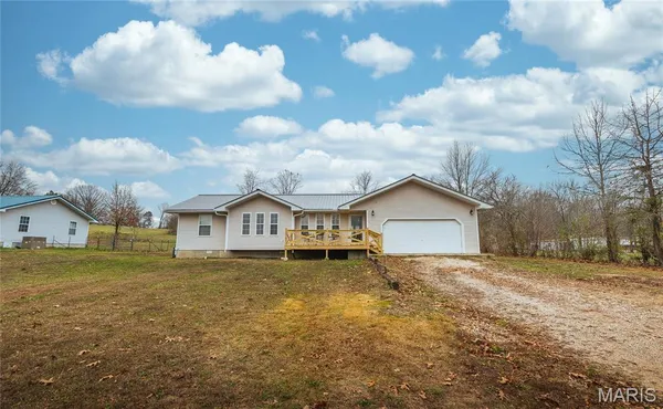 $200,000 | 613 Joyner Lane, Mountain View, MO 65548