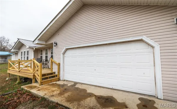 $200,000 | 613 Joyner Lane, Mountain View, MO 65548