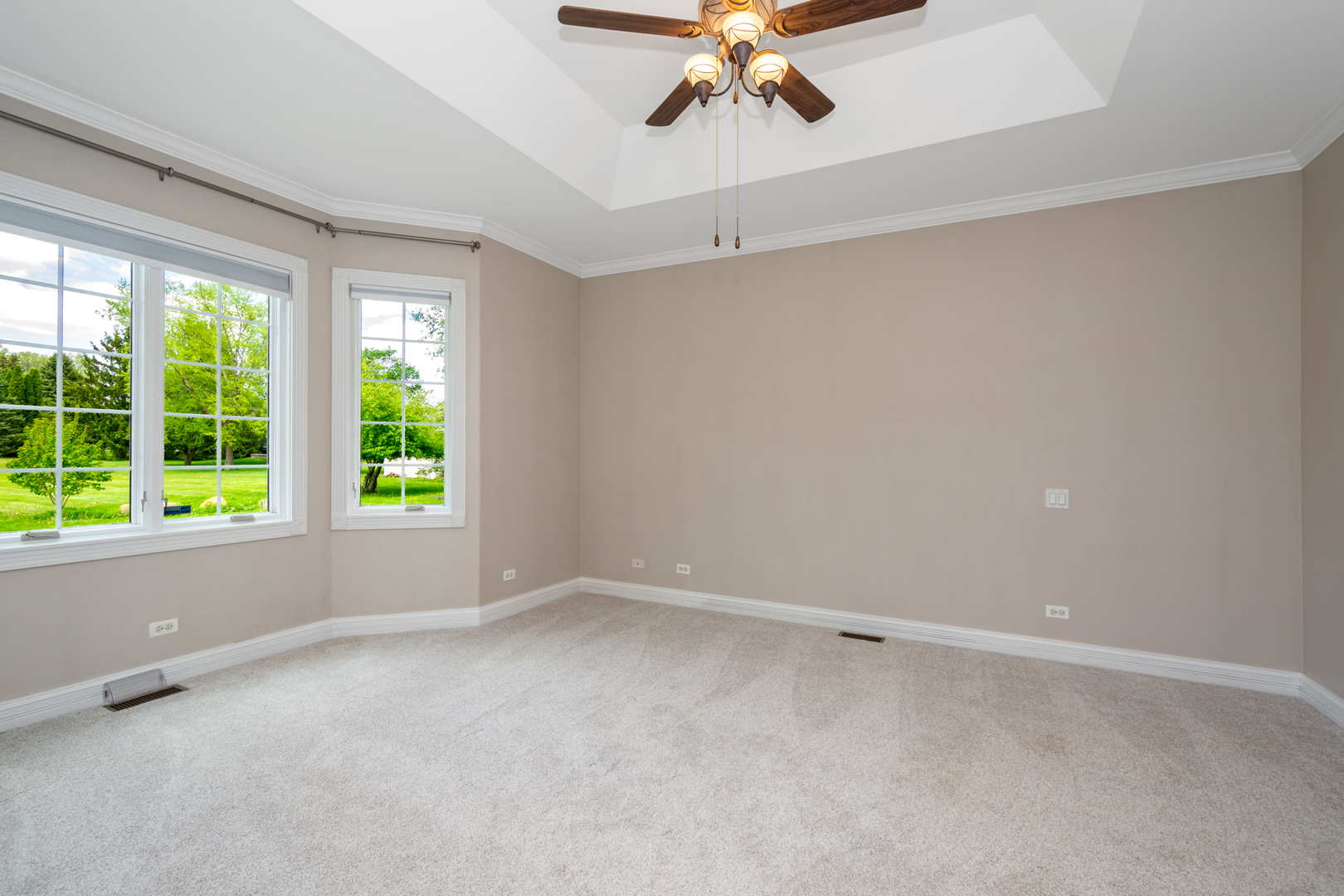 10303 Fox Bluff Lane Spring Grove, IL 60081 - Photo 14 of 44 a view of an empty room with a window