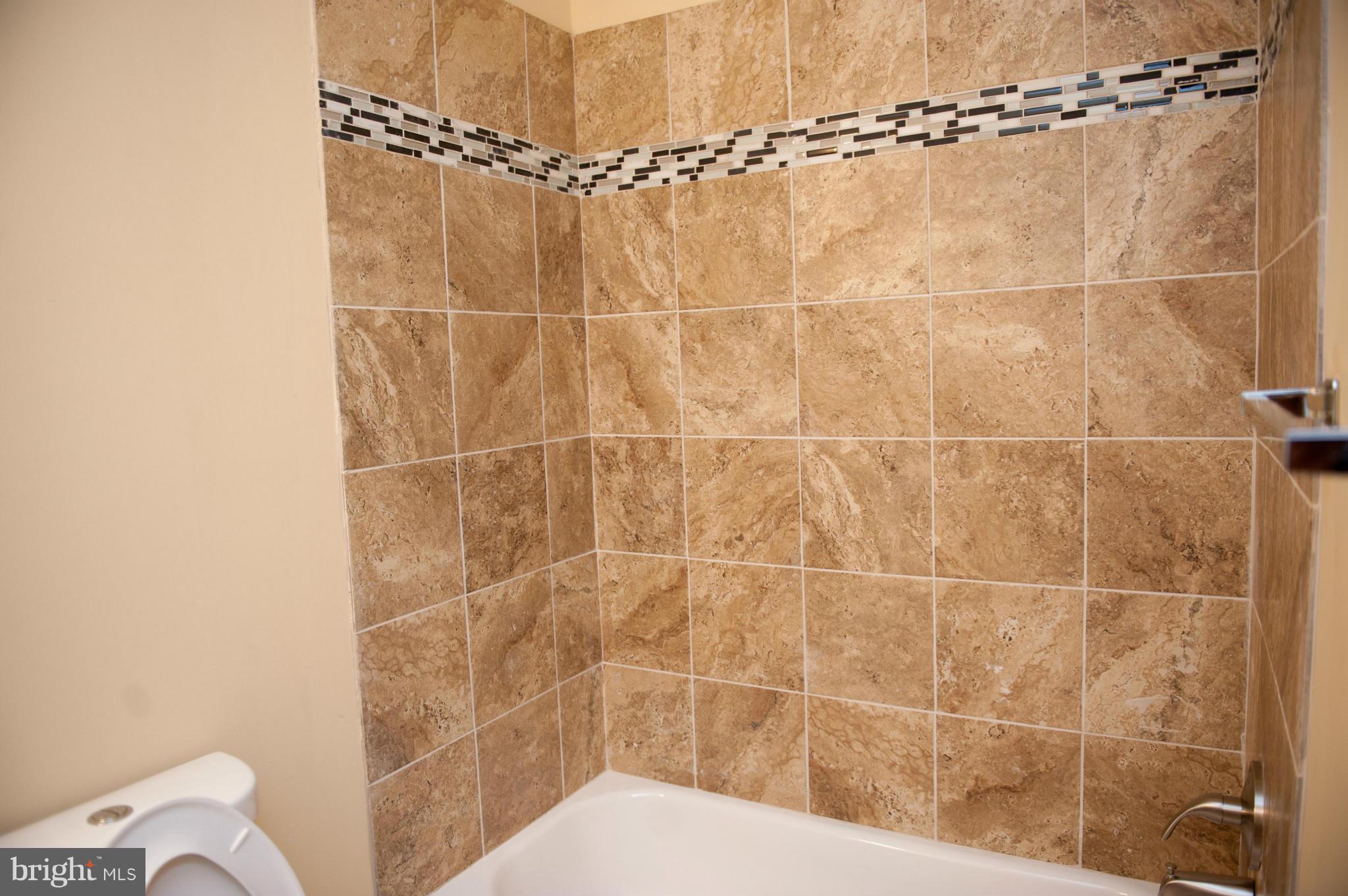 1910 Cedric Road Baltimore, MD 21216 - Photo 16 of 24 Bath