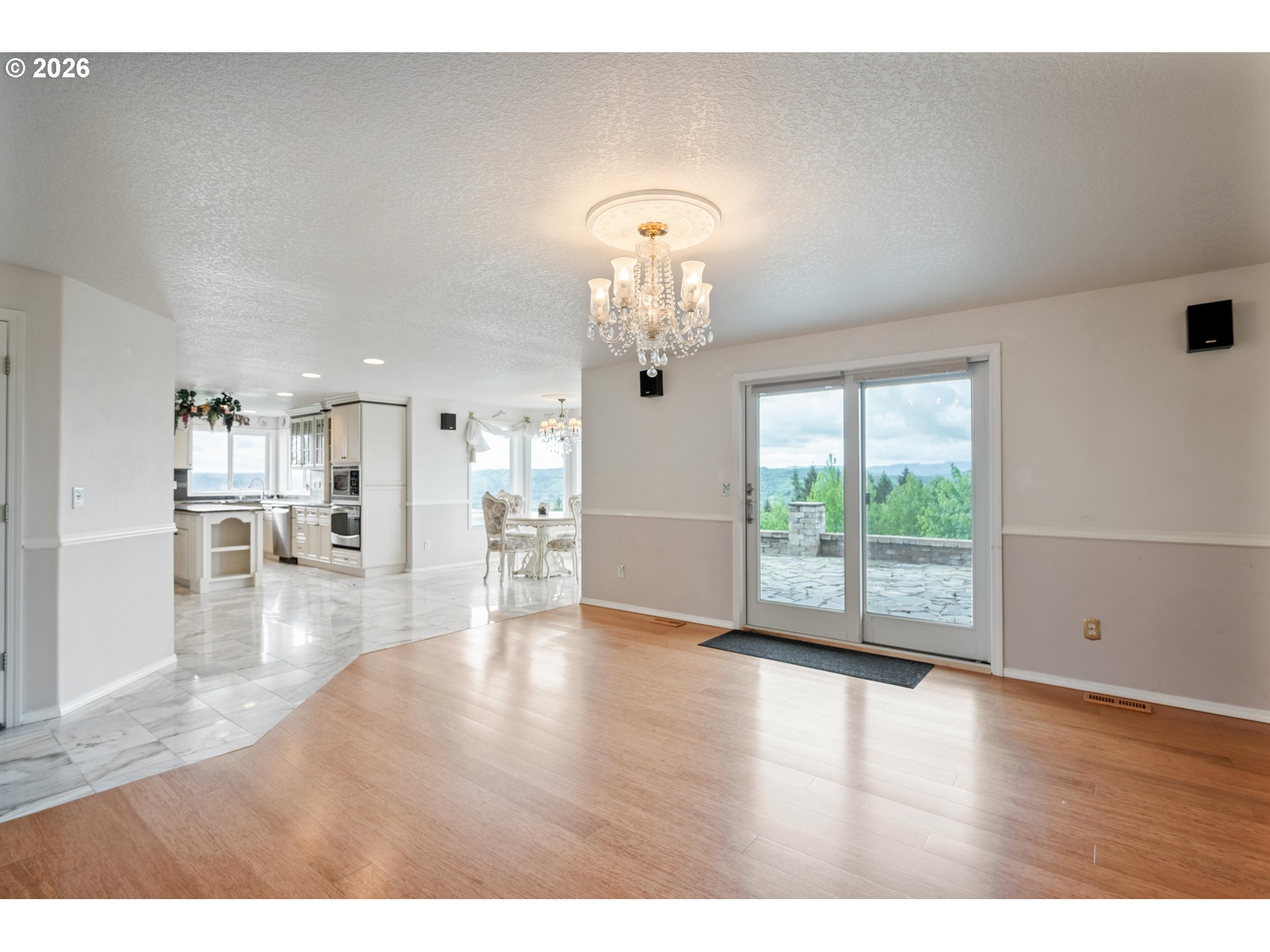 585 McAdams Road East Longview, WA 98632 - Photo 9 of 33