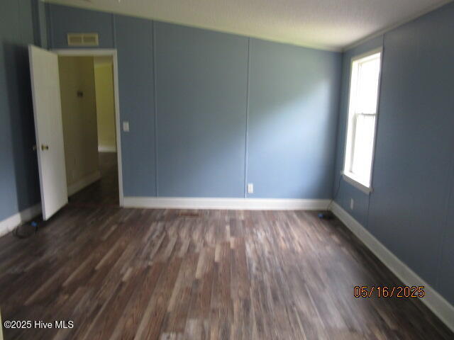 371 Eneas Lanier Road Chinquapin, NC 28521 - Photo 5 of 10 Master Bedroom
