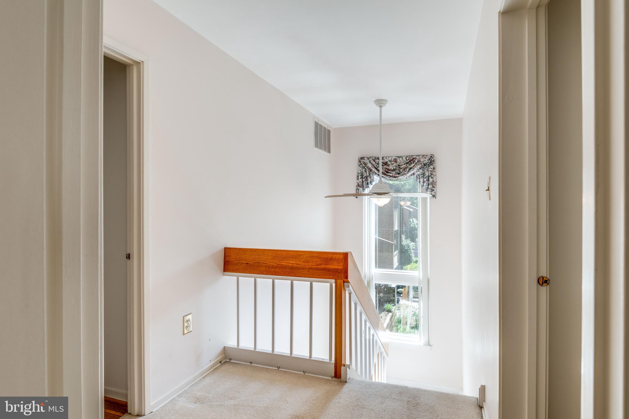 11769 Indian Ridge Road Reston, VA 20191 - Photo 20 of 48