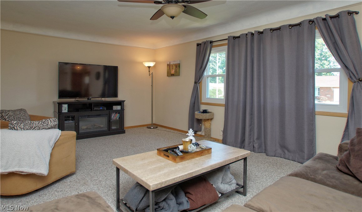 8601 Royal Ridge Drive Parma, OH 44129 - Photo 6 of 33 Spacious living room with lots of natural light.