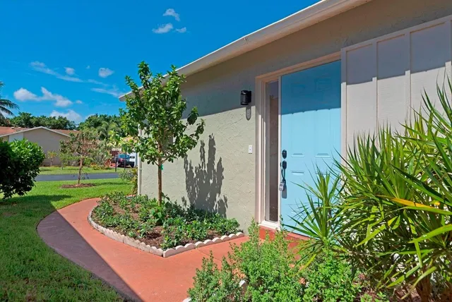 $2,850 | 5119 Minto Road, Boynton Beach, FL 33472