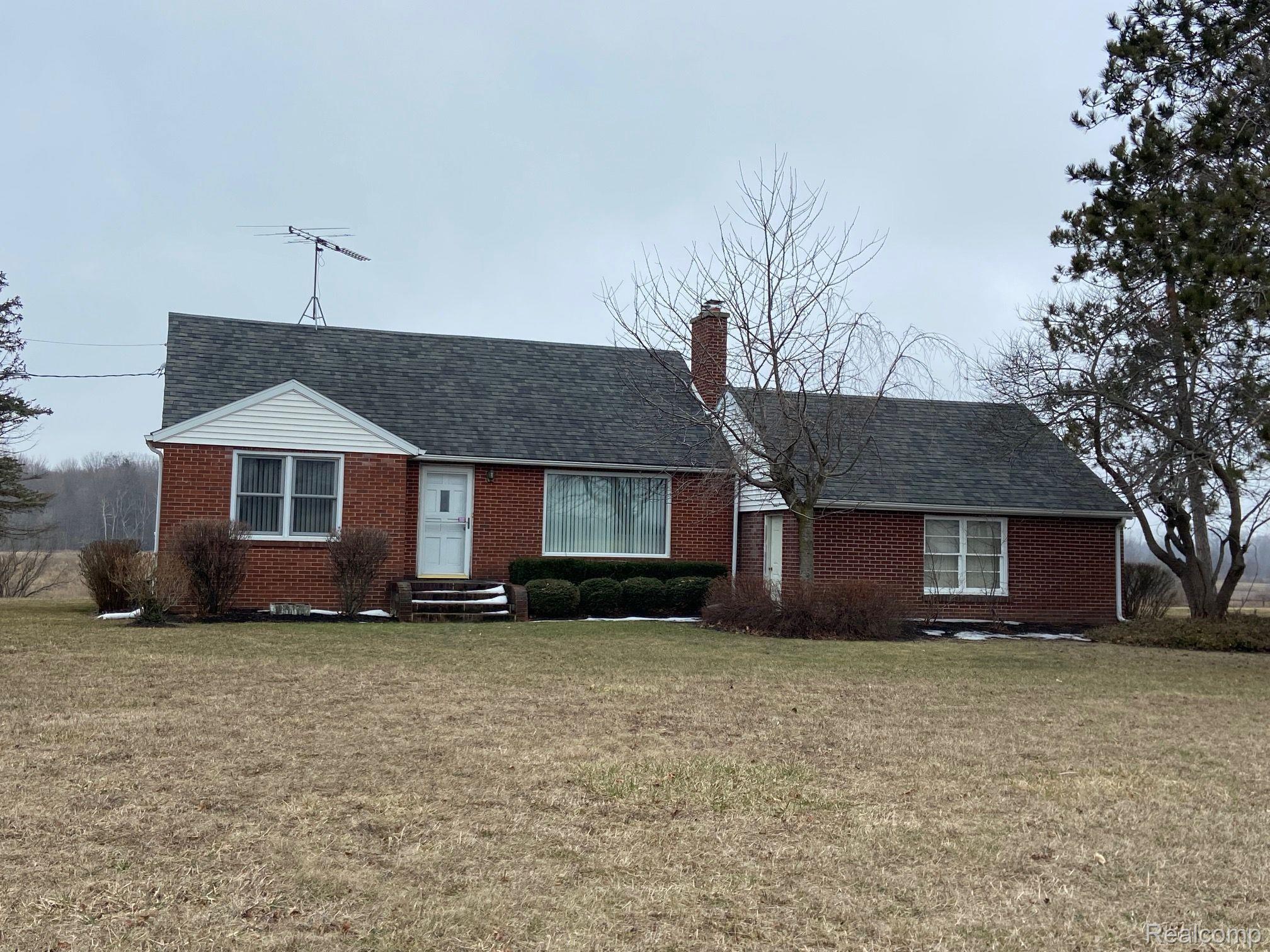 11075 Wilkes Road Yale, MI 48097 - Photo 3 of 18 Gallery Image 3