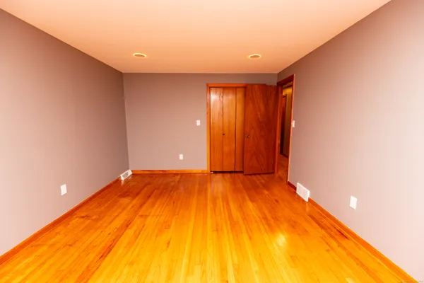 $3,700 | 45 Renshaw Road, Hamden, CT 06518