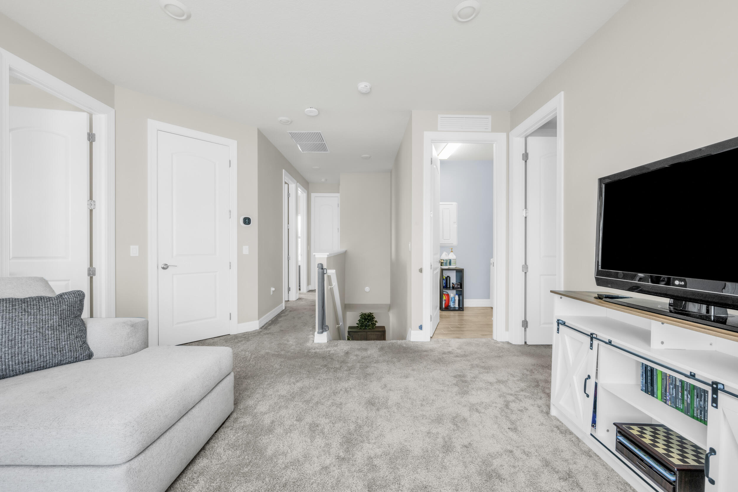 4819 Chantilly Rd Lake Lake Worth, FL 33467 - Photo 17 of 49 photo-9