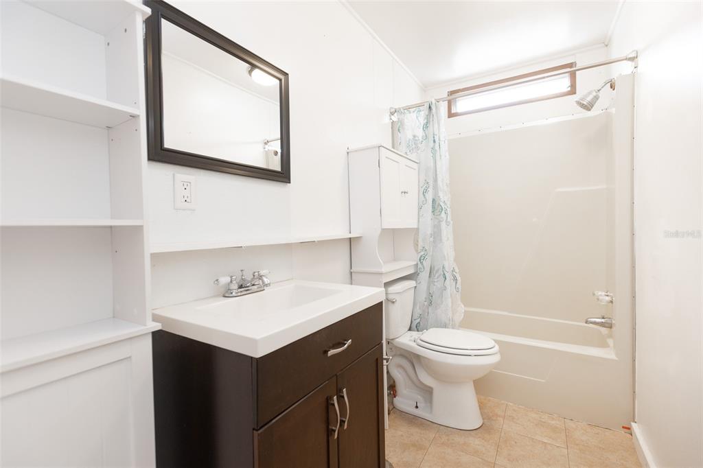 1824 Marion County Road Weirsdale, FL 32195 - Photo 10 of 15