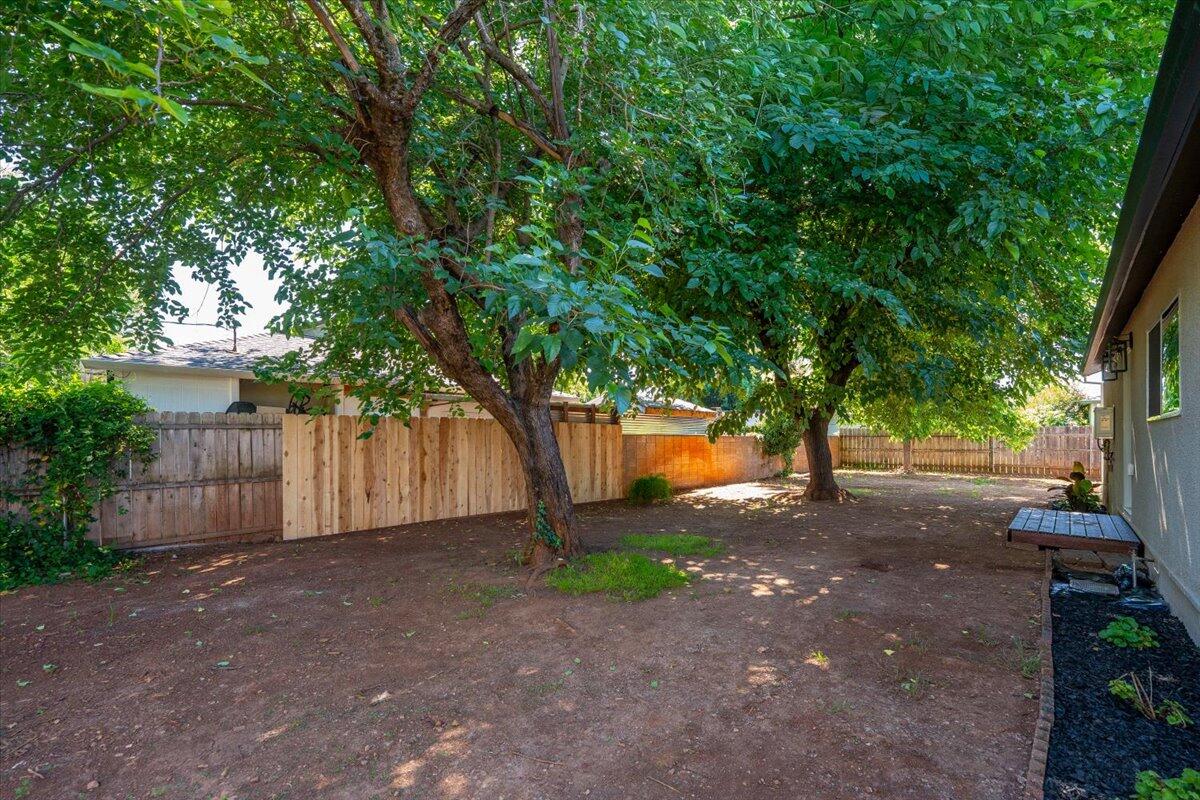 1118 4th Street Redding, CA 96002 - Photo 17 of 18 12-1118 4th St - E-26