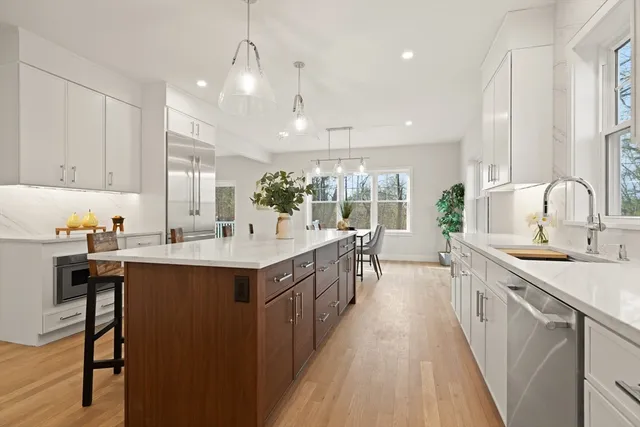 $2,498,000 | 14 Benjamin Road, Lexington, MA 02421