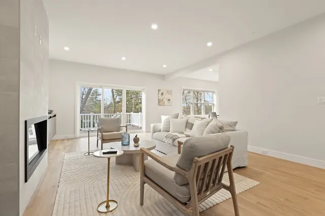 $2,498,000 | 14 Benjamin Road, Lexington, MA 02421