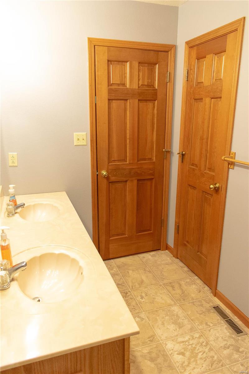 4622 Floraville Road Millstadt, IL 62260 - Photo 39 of 74 Gallery Image 39