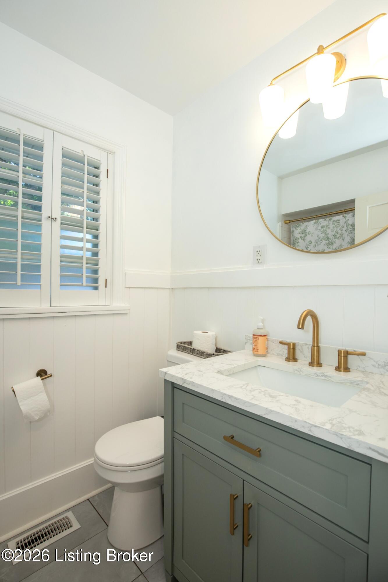 4110 Ledyard Road Louisville, KY 40207 - Photo 13 of 40 4110 Ledyard Rd-3003