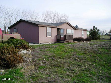 1037 Rader Road Sunnyside, WA 98944 - Photo 1 of 1 P1010050