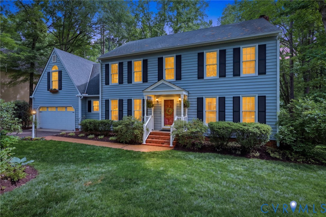 14310 Huntgate Woods Road Midlothian, VA 23112 - Photo 4 of 46 Gallery Image 4