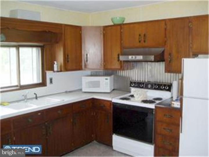14 Dunwald Road Hopewell, NJ 08525 - Photo 9 of 11 Gallery Image 9