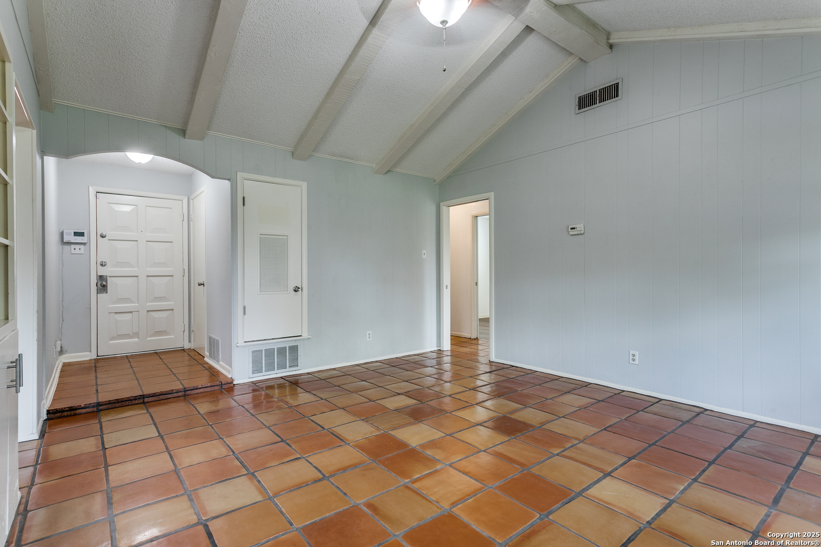 9515 Reece Drive San Antonio, TX 78216 - Photo 5 of 25 Gallery Image 5