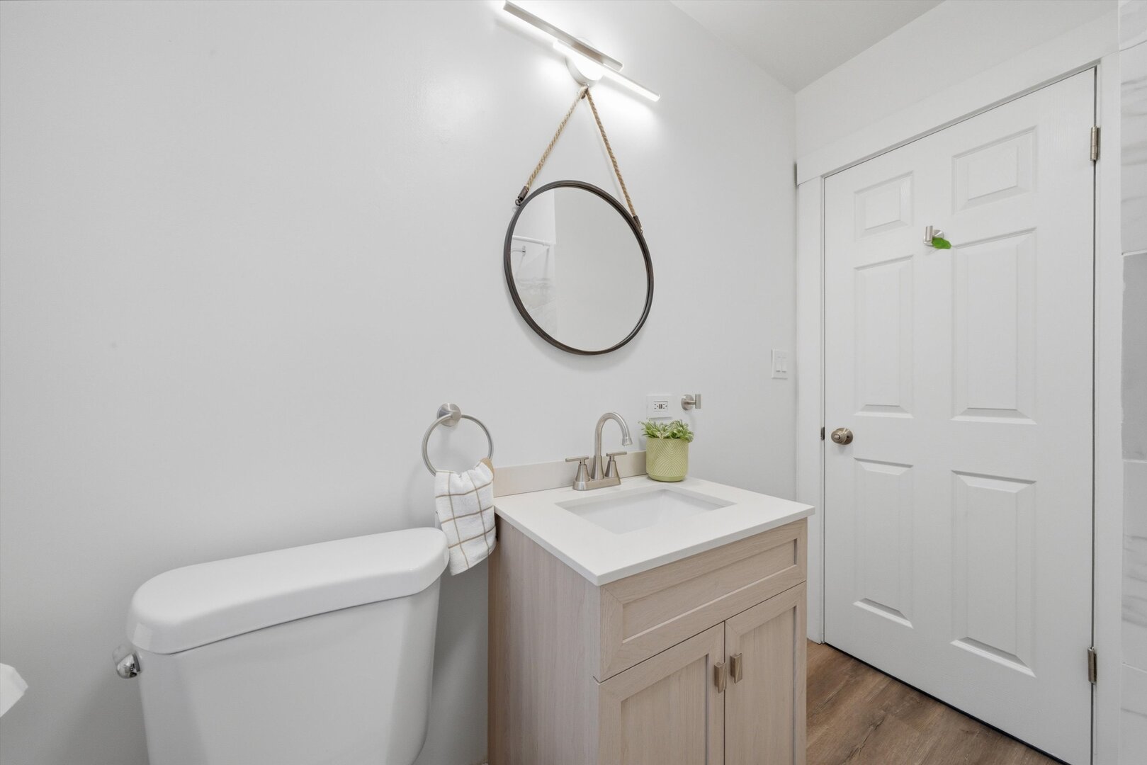 302 Hubbard Avenue Elgin, IL 60123 - Photo 15 of 38