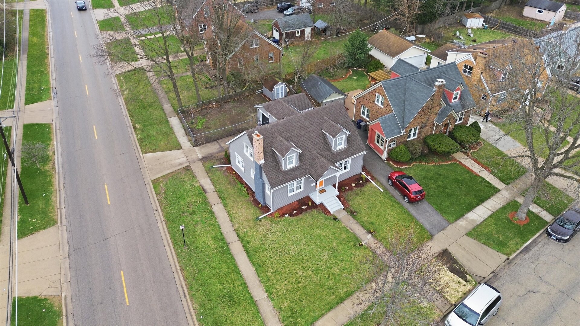 302 Hubbard Avenue Elgin, IL 60123 - Photo 35 of 38