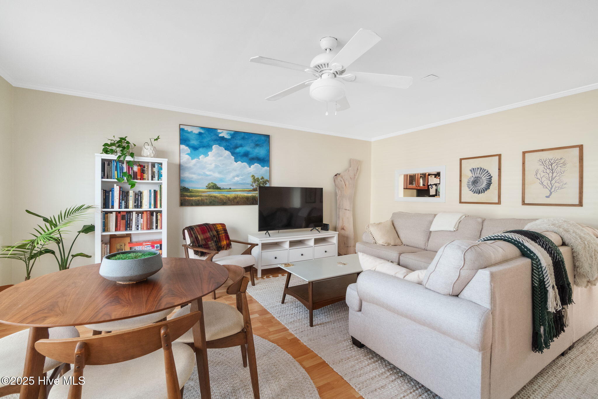 1011 Front Street, Unit 4A Beaufort, NC 28516 - Photo 13 of 45 Lots of light